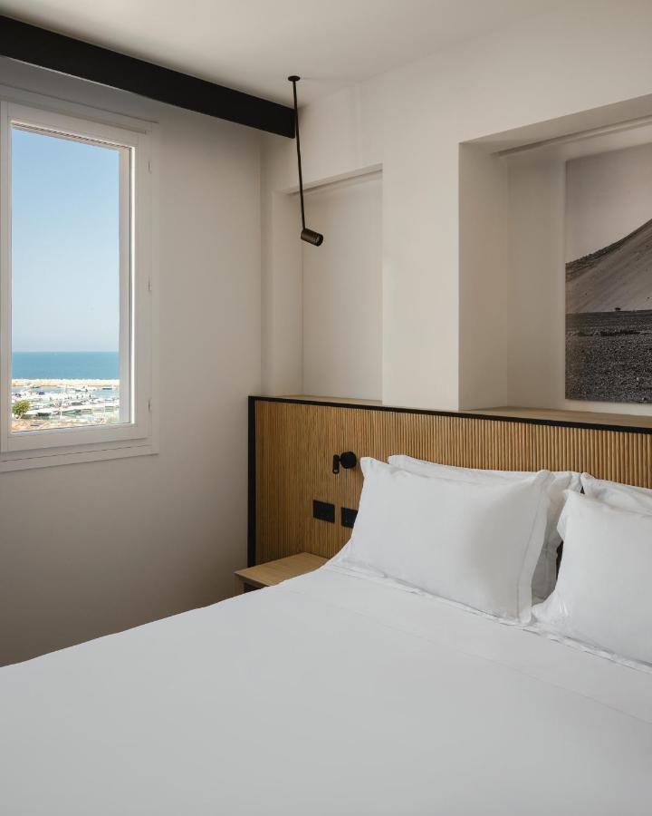 View Place & 5* Numana